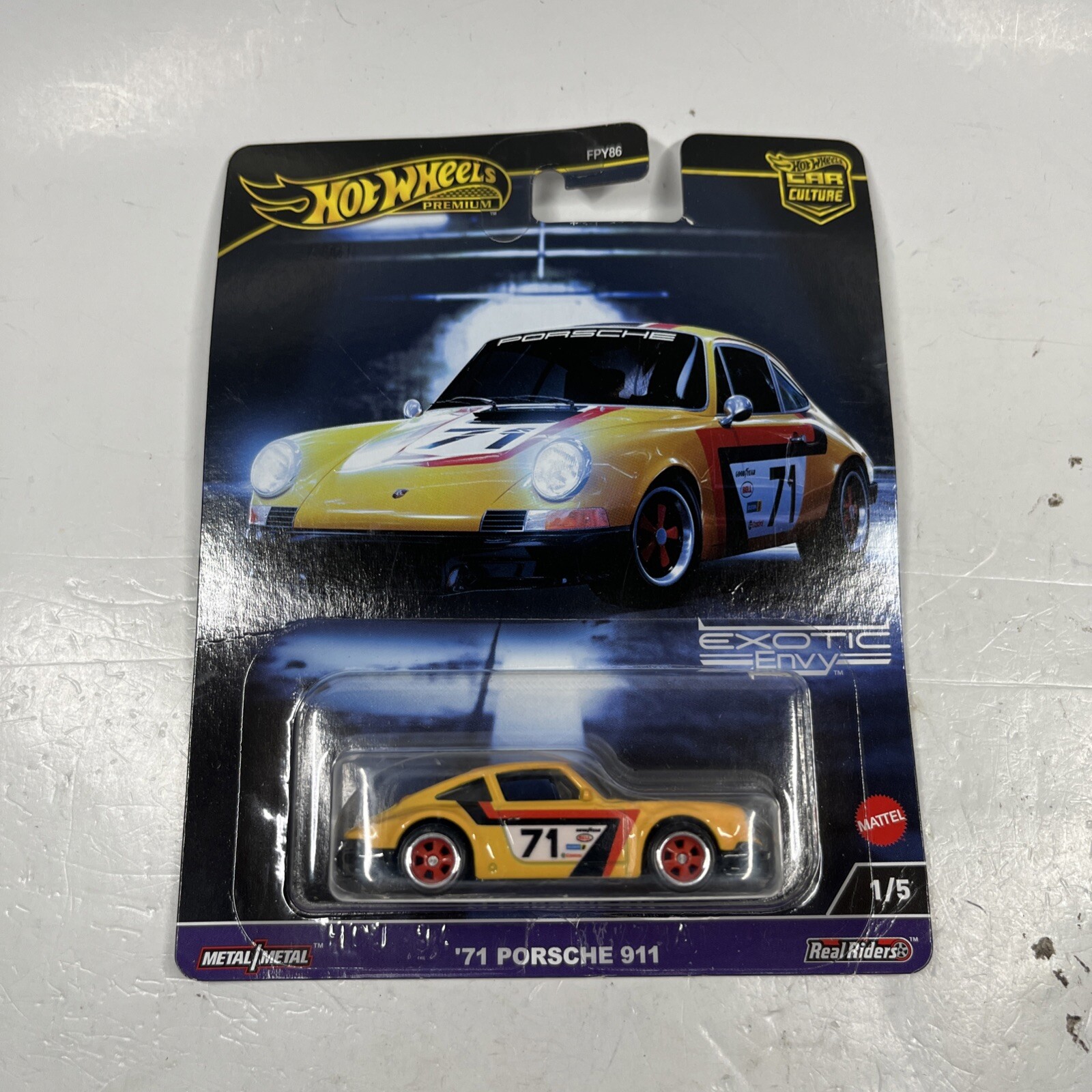 2024 Hot Wheels Premium Car Culture Exotic Envy 1/5 Yellow '71 Porsche 911