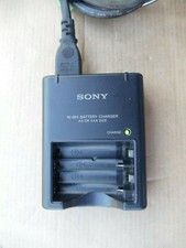 Genuine Sony BC-CS2A  Battery Charger 2AA  2AAA 