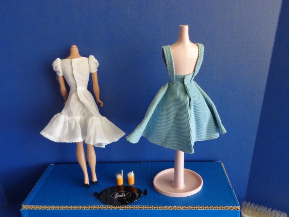 VINTAGE BARBIE OUTFIT 