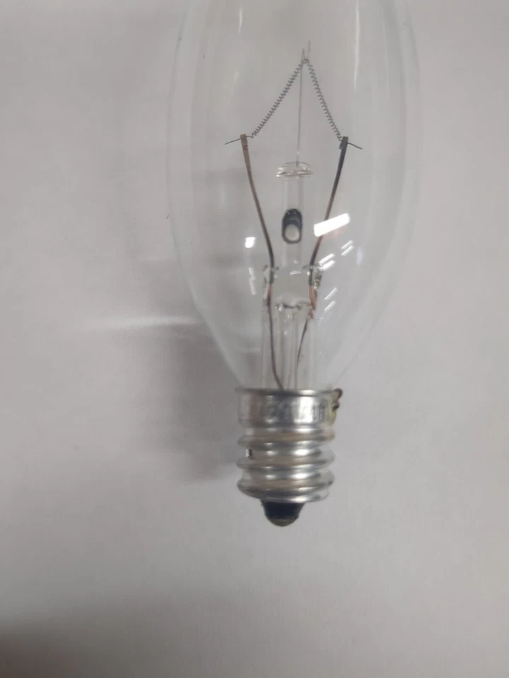 Case Of 25.  GE 40 CAC  Clear Candelabra Base - Image 2 of 4