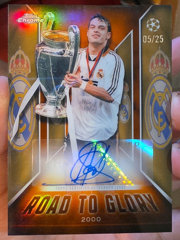 Topps Chrome UEFA Club Competitions 2025/26 Road to Glory Auto Morientes 05/25