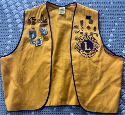 VTG Lions Club International Vest w/ Pins 1960-1970’s 
