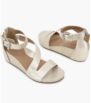 Gentle Souls Gwen Womens Platform Wedge Sandal Mushroom Nubuck US Size 10 Medium