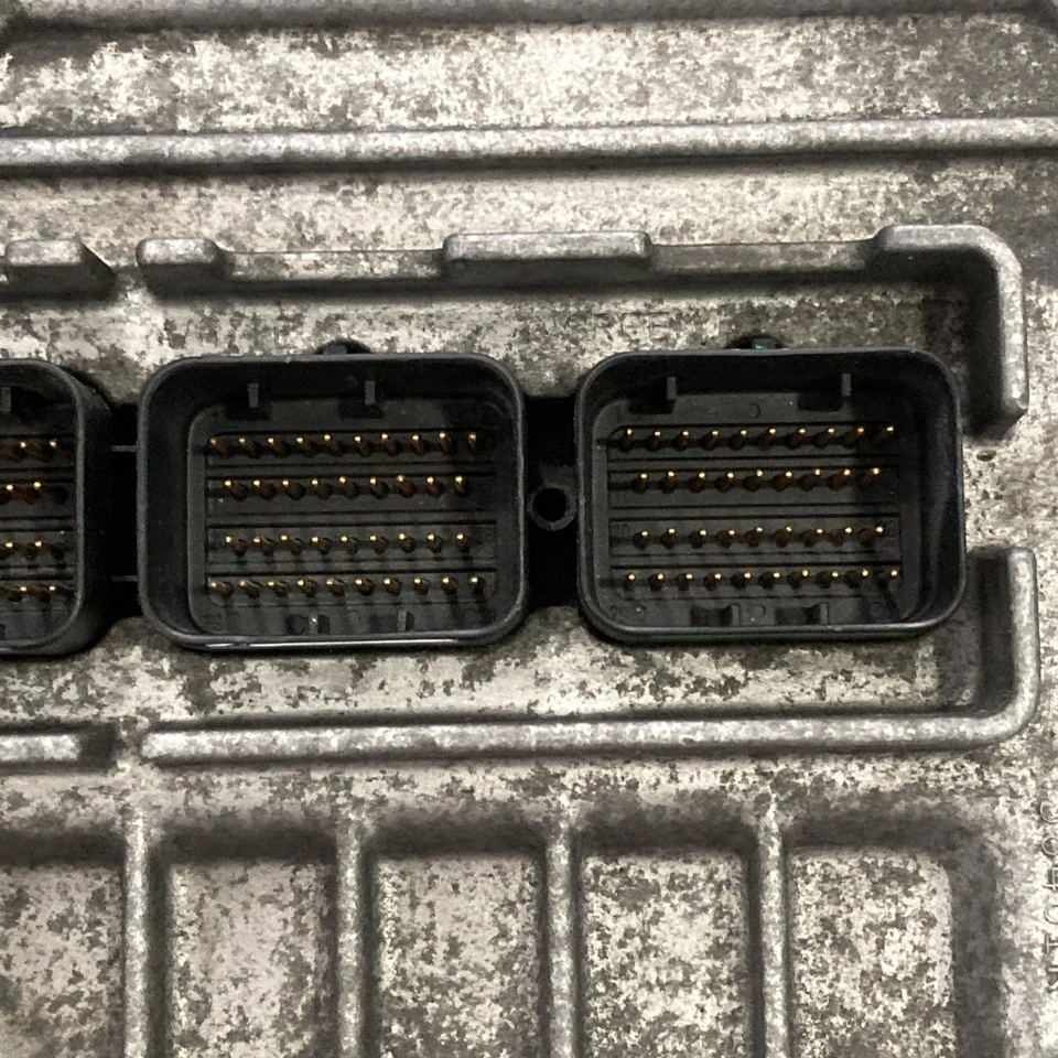 Dodge Intrepid 2002 3,5 L ECU/ECM P04896450AE Foto 4 de 4