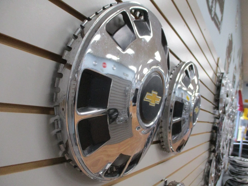 Chevrolet Luv 1981 1982 camioneta tapacubos cubierta rueda OEM CHEVY SET 81 82 Foto 3 de 4