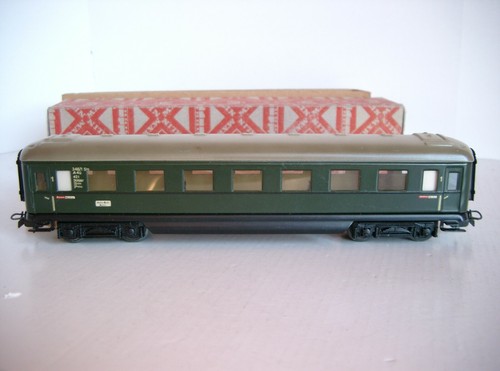 Märklin H0 - D-Zug-Wagen, 1.Klasse, dunkelgrün, Blech, Art.- Nr. 4006 / OVP - Bild 4 von 22