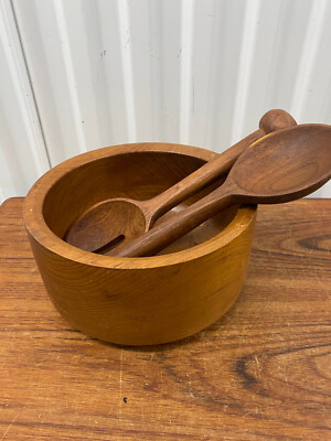 Mid Century Vintage Teak Wood Salad Bowl & Severs Made In Thailand 