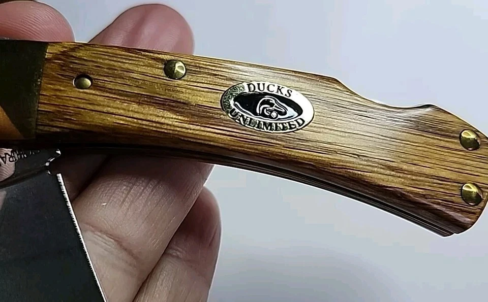 CUCHILLO SCHRADE EE. UU. PATOS ILIMITADO LATÓN REFUERZO LB MADERA BRUIN Edición Limitada Foto 4 de 4