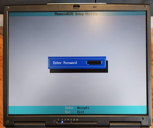 AOpen 1556 / MS2137 Notebook - No HD - BIOS locked - Picture 9 of 13