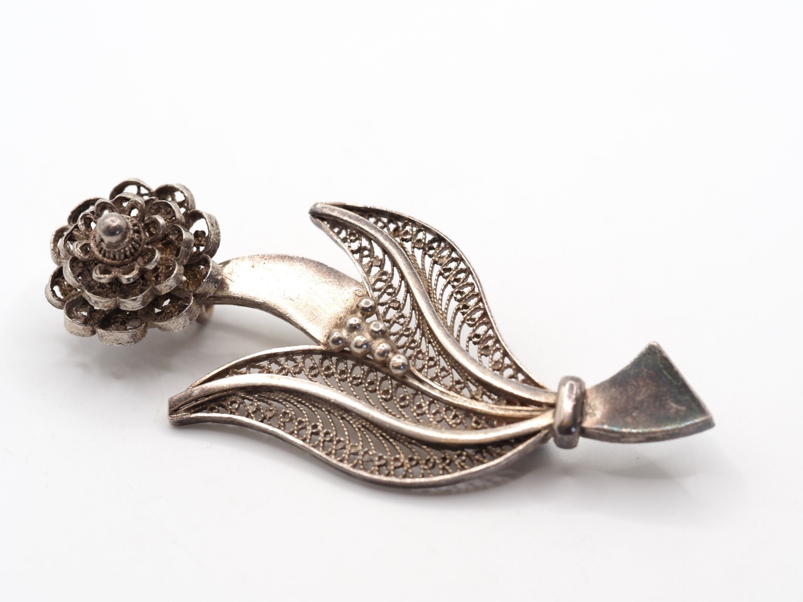 Photo 3 of Large Vintage Solid Silver Flower Brooch Filagree , BR30