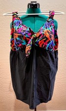 Fashionable Tie Front V-Neck Tummy Control Swimdress 2x 