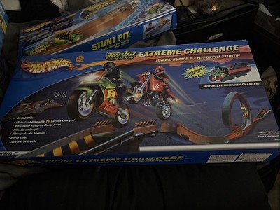 Vintage 2000 Hot Wheels Turbo Cross Extreme Challenge No. 28824 NEW