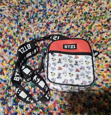 BT21 Hot Topic Line Friends Group Doodle Athletic Crossbody Bag Multicolor BNWOT