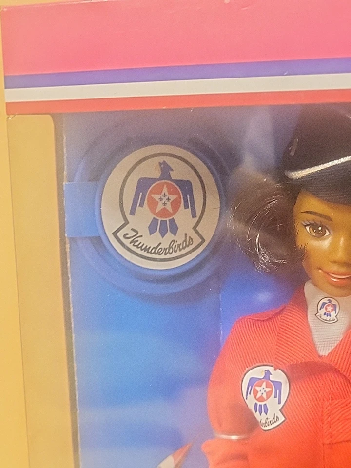 Muñeca Barbie de la Fuerza Aérea 1993 Mattel #11553 rara afroamericana Thunderbirds Foto 4 de 4