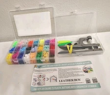 Pre-Owned Leather Boy Snap and Pliers Set Appx 240 Sets of Snap Buttons