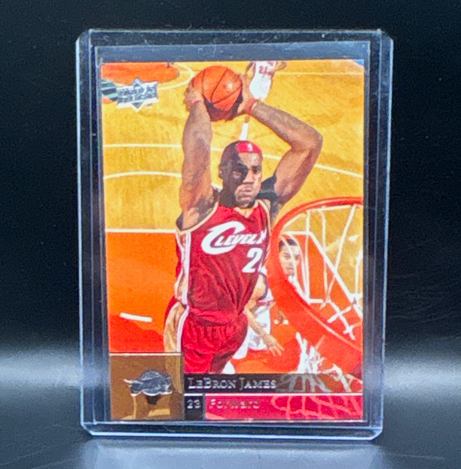 Upper Deck MVP LeBron James #28 Cleveland Cavaliers Basketball Rookie Card