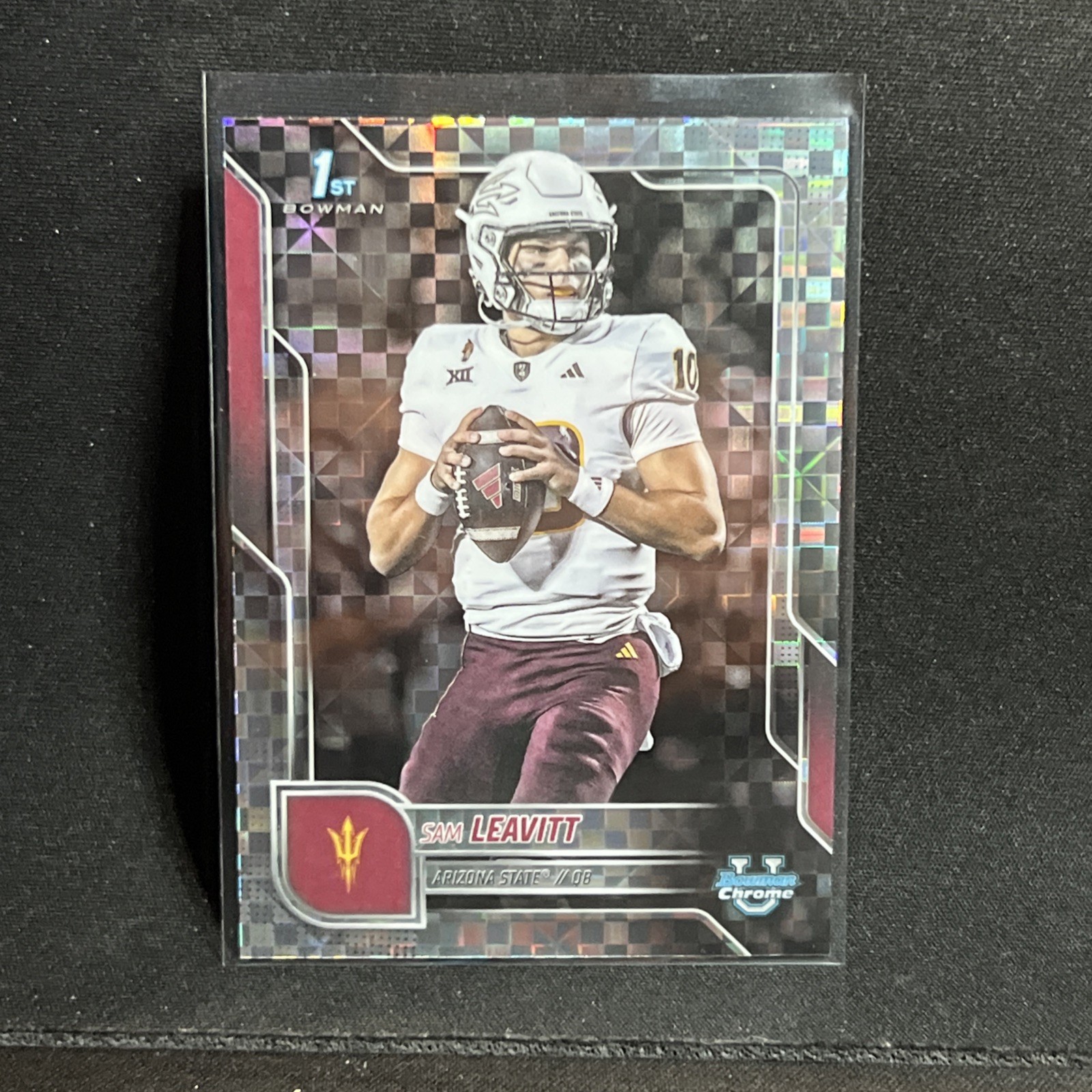 Sam Leavitt 2025 Bowman U University 1st Chrome Xfractor Refractor #195 ASU