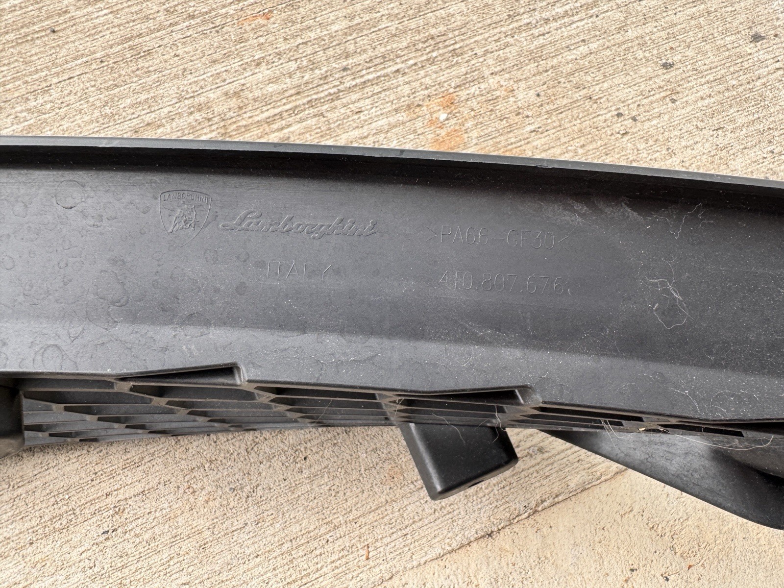 OEM Lamborghini Huracan LP610 Rear Bumper Upper Grille Mesh Style 4T0807684