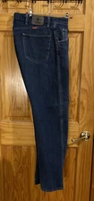 Wrangler Premium Quality Mens Blue Relaxed Fit Straight Denim Jeans Size 38X32