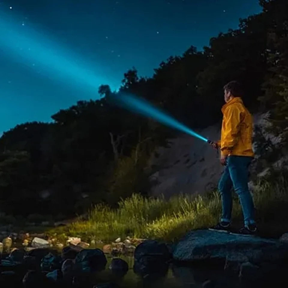 TORCIA LED CREE 11 W BIANCO GHIACCIO ZOOM TATTICA LED POTENTE PROIETTA LOGO SOS - Imagen 2 de 3