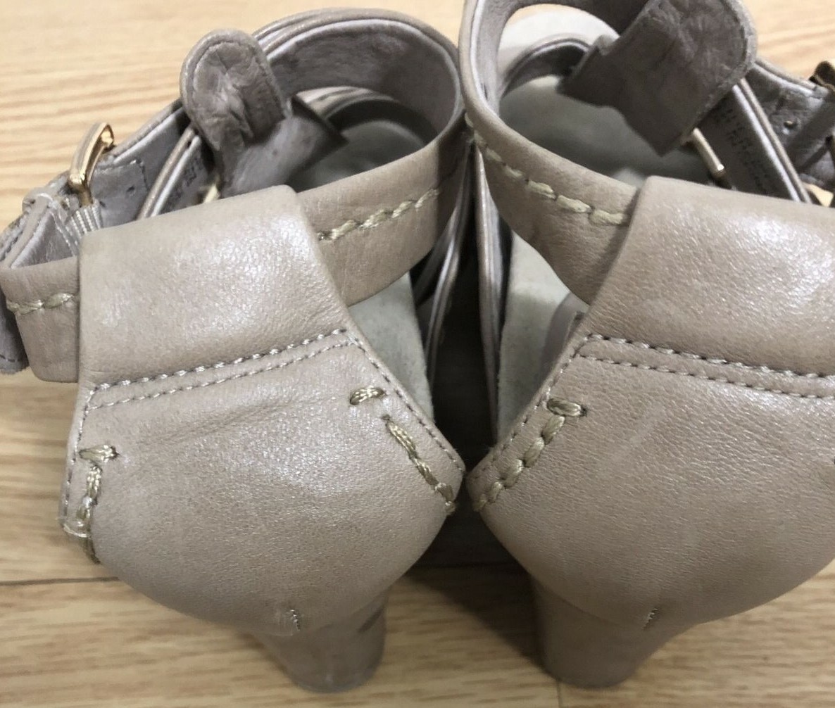 APL EARTHIES Lucia sandali con zeppa comodi in pelle beige 2 25" fibbia avvolgente alla caviglia 8B