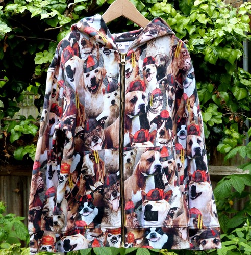 Molo Festive Dogs Zipped Jumper Boys / Girls Size 128 cm 100% Organic Cotton