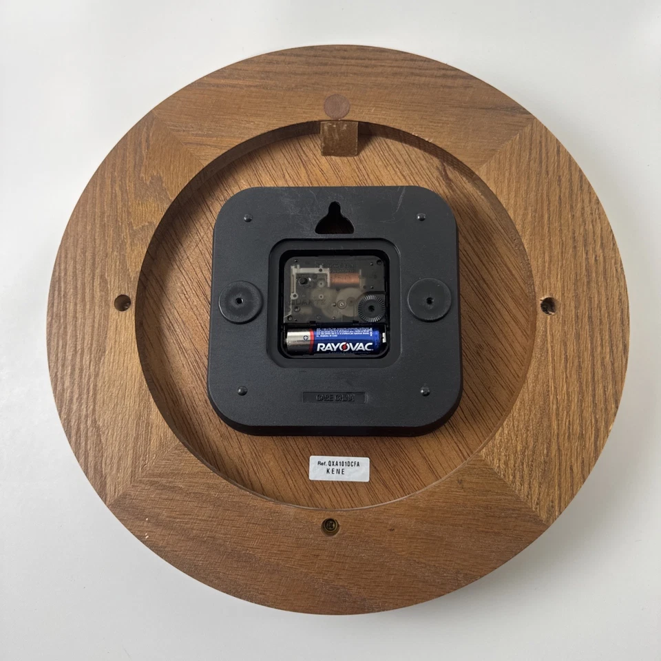 Seiko Quartz Wall Clock W/ Oak Frame QXA101DCFA KENE Tested And Working - Image 2 of 4