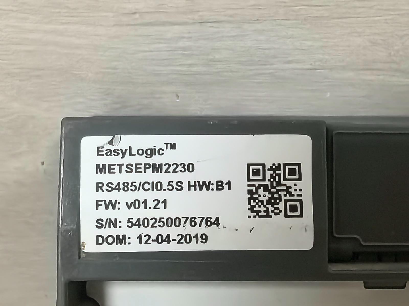 Schneider Electric METSEPM2230 F/W:V01.21 HW:B1 SCHNEIDER ELECTRIC EASYLOGIC PM2200/ METSEPM2230 F/W:V01.21 HW:B1 POWER METER 9