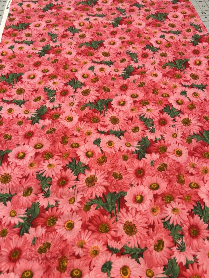 Bonitas telas rosadas frescas flores Andover por acolchado costura Foto 4 de 4