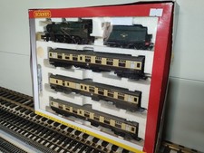 Hornby R2372M (OO) The Royal Duchy Train Pack.