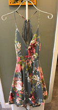 Windsor Floral Satin Mini Dress S V-Neck Backless Lace Spaghetti Zip