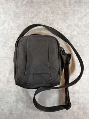 Pacsafe Anti Theft Crossbody Travel Bag Black RFID Safe Shoulder Bag