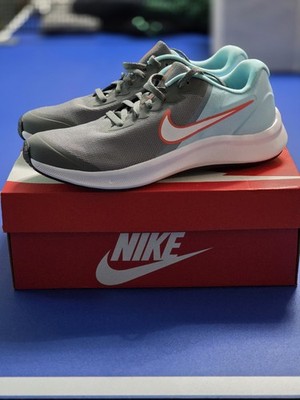  New-Nike Star Runner 3 (GS) -Smoke Grey/Magic Ember/White   Size 7Y/8.5W