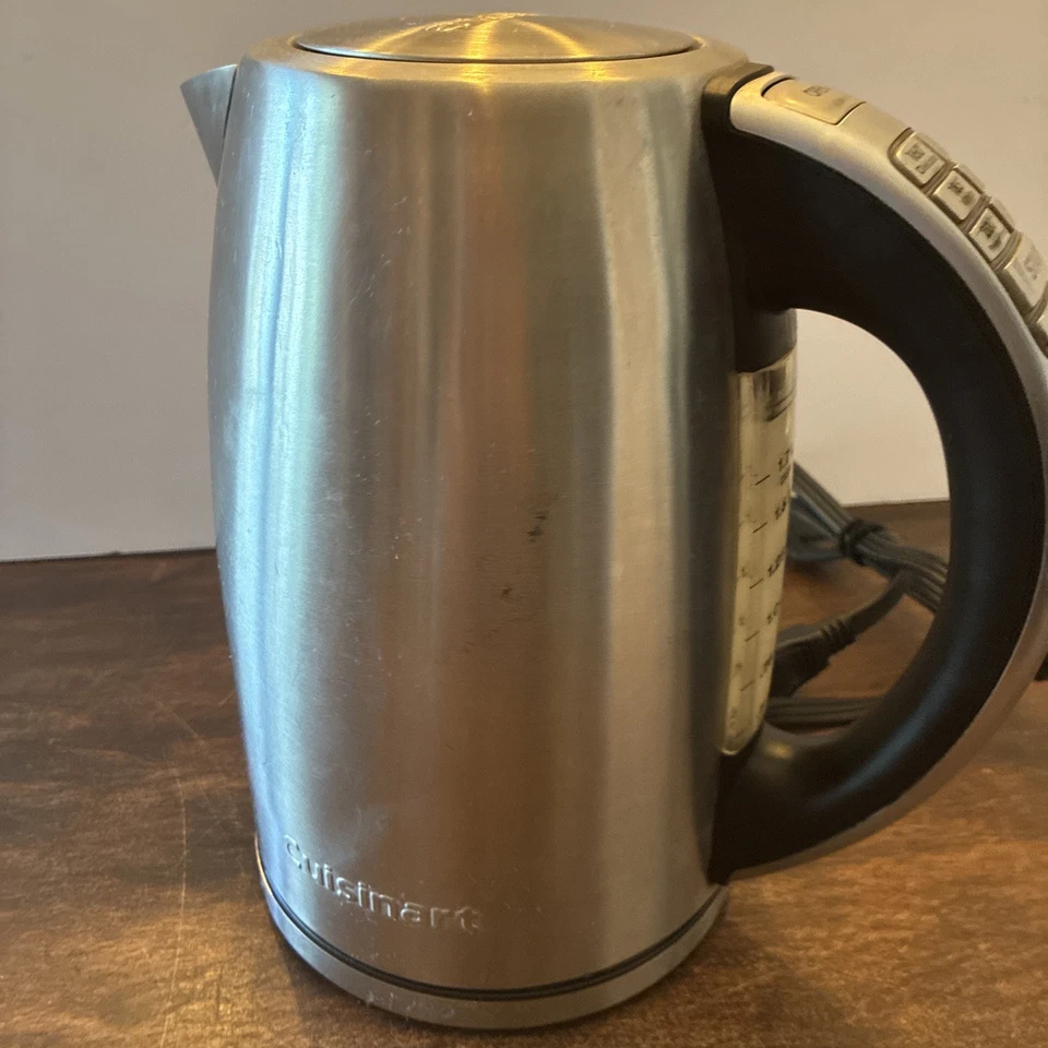 Cuisinart PerfecTemp Cordless Electric Hot Water Tea Kettle CPK-17 Works Great - Image 3 of 4