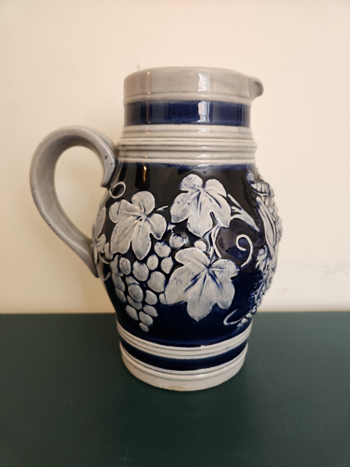 Picture 1 of 10