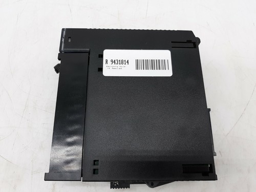 GE Fanuc IC693MDL931D Output Module - Picture 4 of 6