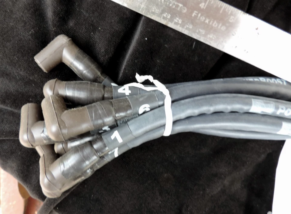 Champion NASCAR 8,8 mm Power Boost Encendido FORD Juego de cables V-8 Nuevo Federal Mogul Foto 3 de 4