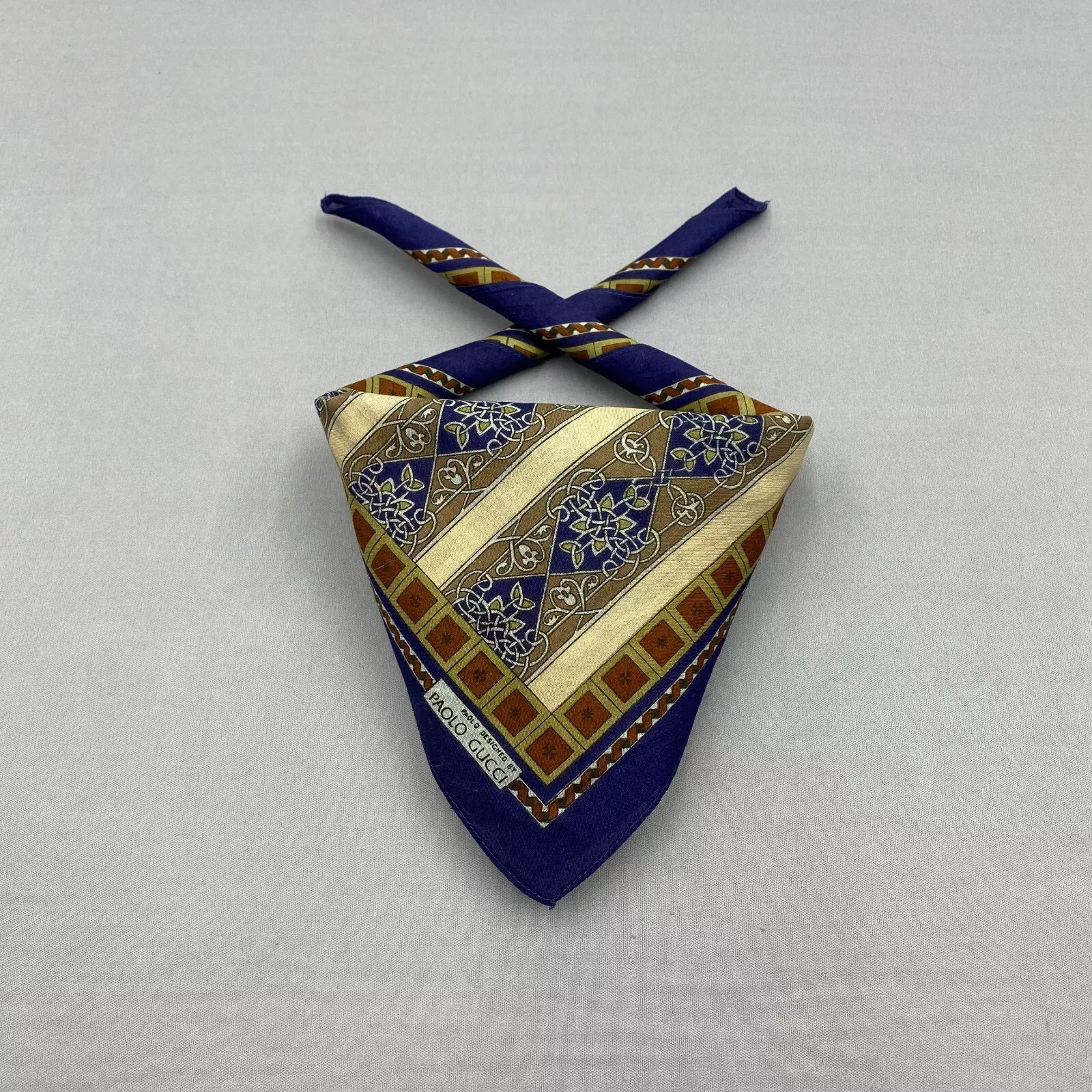 Paolo Gucci foulard mouchoir vintage poche carré foulard bandana 18x18