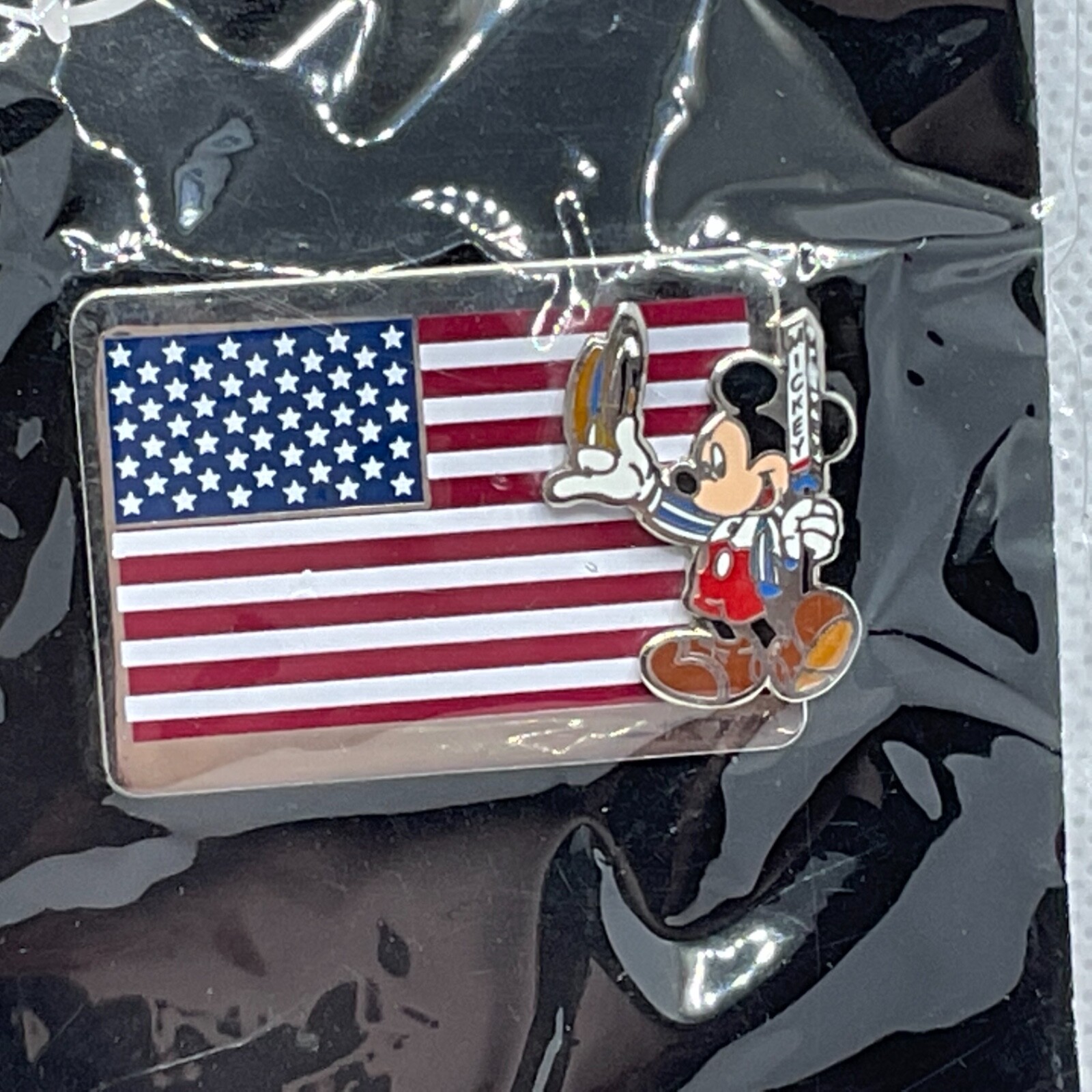 Disney MICKEY MOUSE AMERICAN FLAG ~ DISNEY PIN ~ Patriotic Disney Store ...