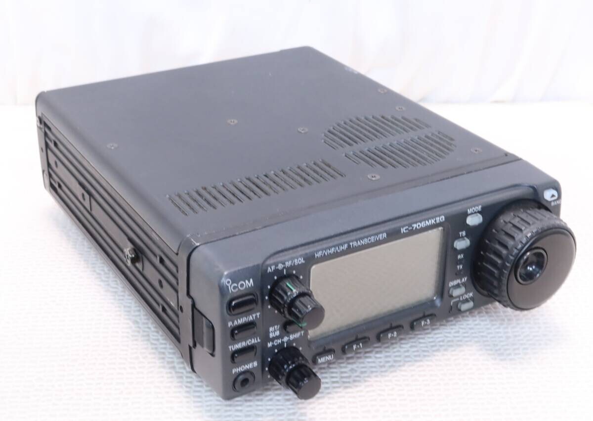 ICOM IC-706 MKⅡG 100W HF／50M／144MHz Transceiver working