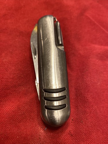 Pocket Knife Multi Tools 11 in 1 - Picture 3 of 5