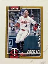 Topps 2025 Walk This Way /50 Brooks Lee #85 Minnesota Twins Baseball