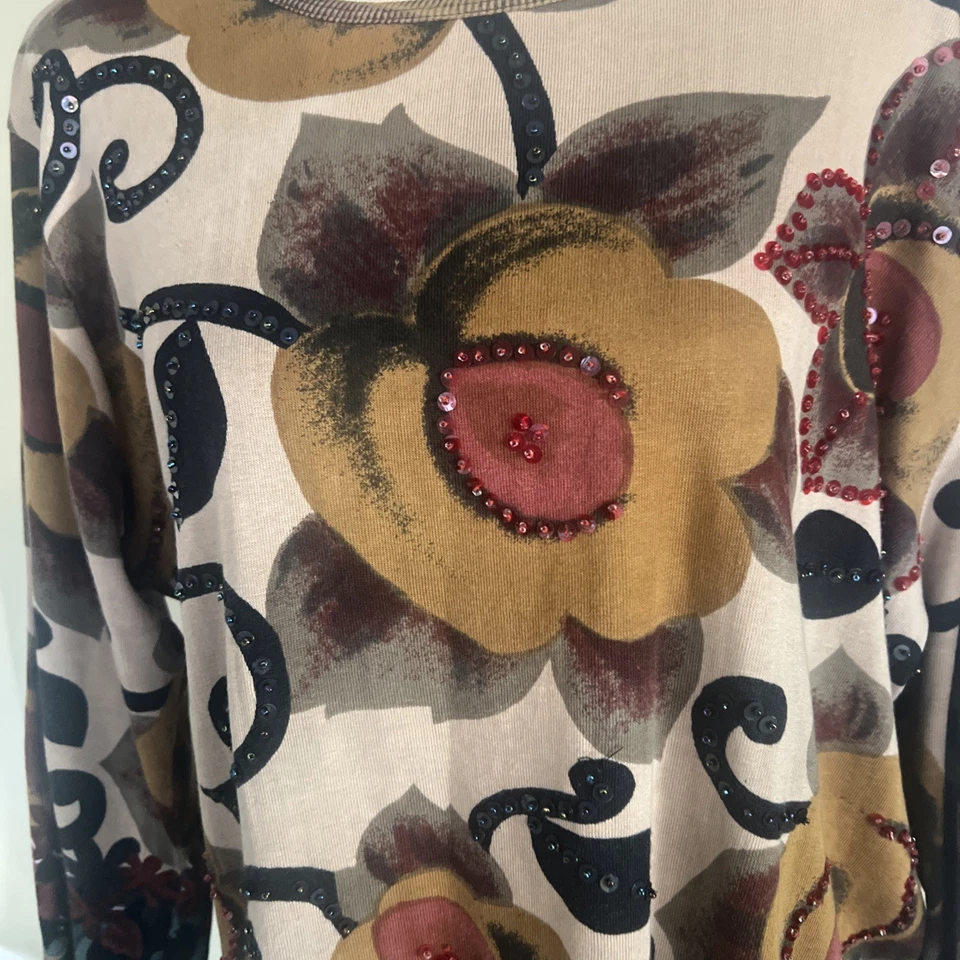 Top floral para mujer Monroe & Main 1X Foto 3 de 4