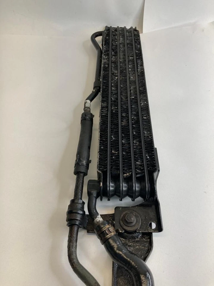 2000 2001 2002 2003 2004 2005 2006 Mazda MPV Transmission Oil Cooler Assembly Foto 4 de 4