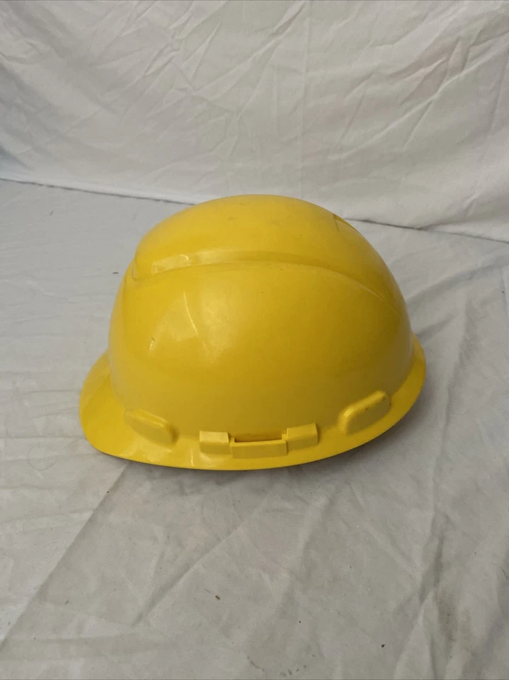 Sombrero duro de ala delantera 3M con clase de ajuste de suspensión de trinquete de 4 puntos Foto 3 de 4