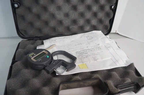 Mitutoyo No. 547-561Absolute Digital Thickness Guage Gage .0005" Resolution