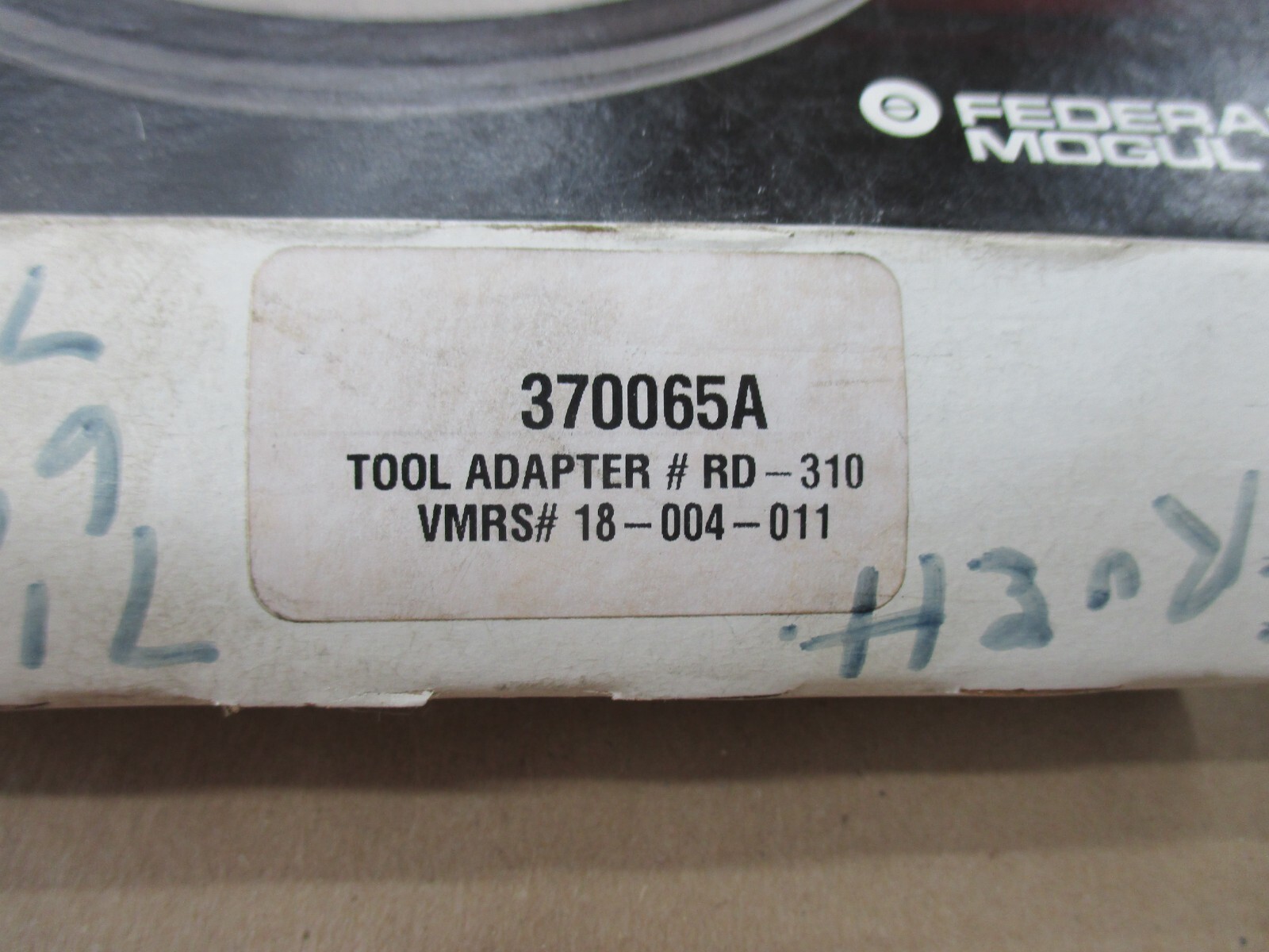 370065A NATIONAL SEAL TRUCK PARTS      NOS