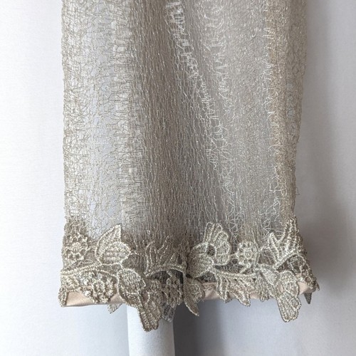 NWT Flora Nikrooz Showstopper French Satin Lace Wrap Robe in Champagne: Medium - Picture 3 of 7