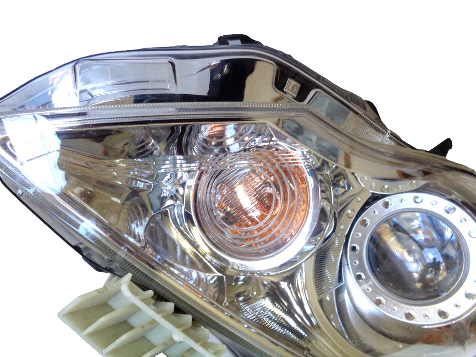 2010-2015 Infiniti G25 G37 Q40 Sedan OEM Left Headlight 26060-1NMOC w/Ballast - Image 3 of 4