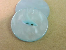 10 NEW 1 3/8 INCH LIGHT BLUE WAVY PEARL  FINISH/CATEYE